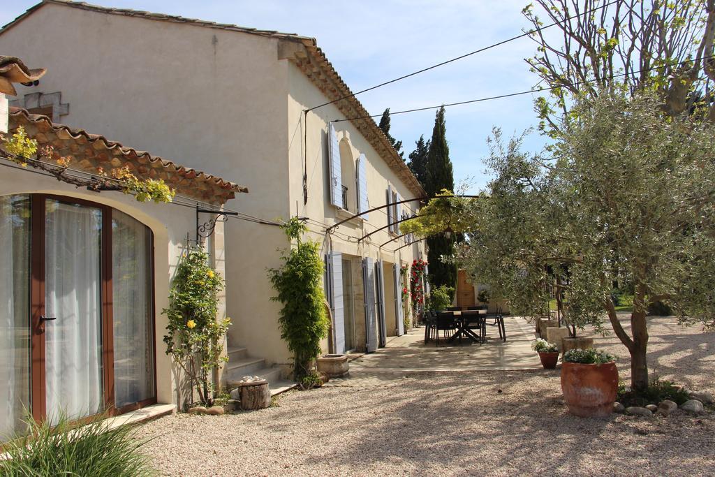 Sous Les Platanes B&B Châteaurenard Eksteriør billede