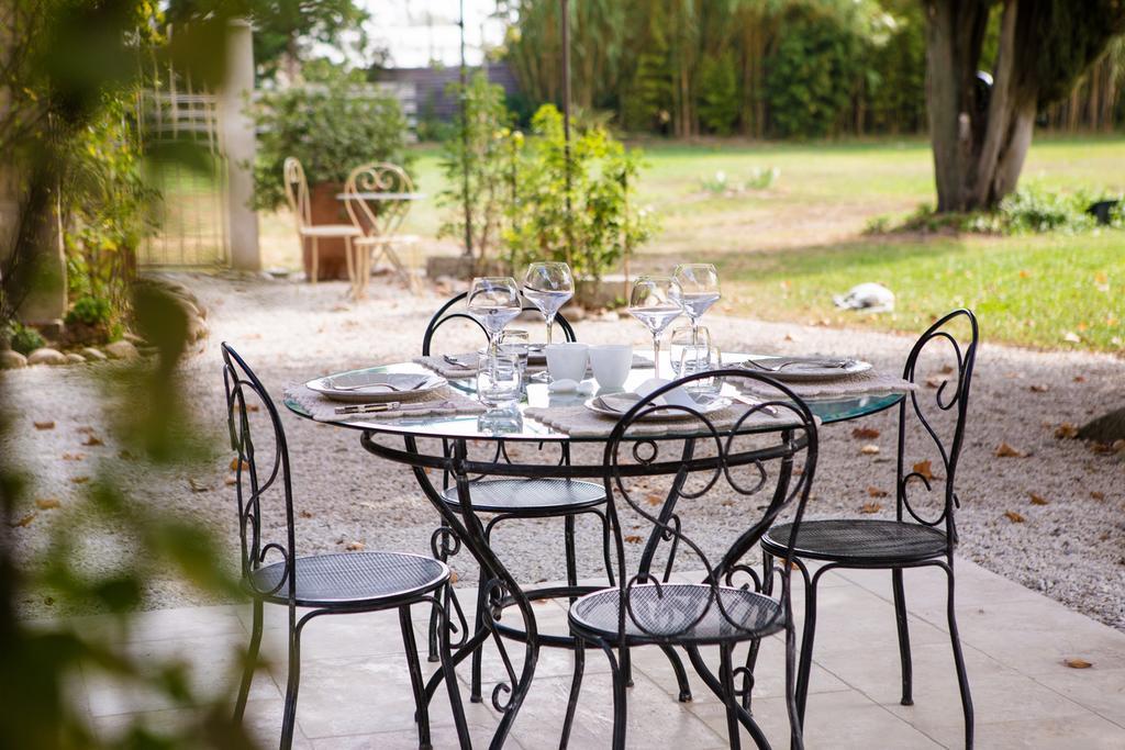 Sous Les Platanes B&B Châteaurenard Eksteriør billede