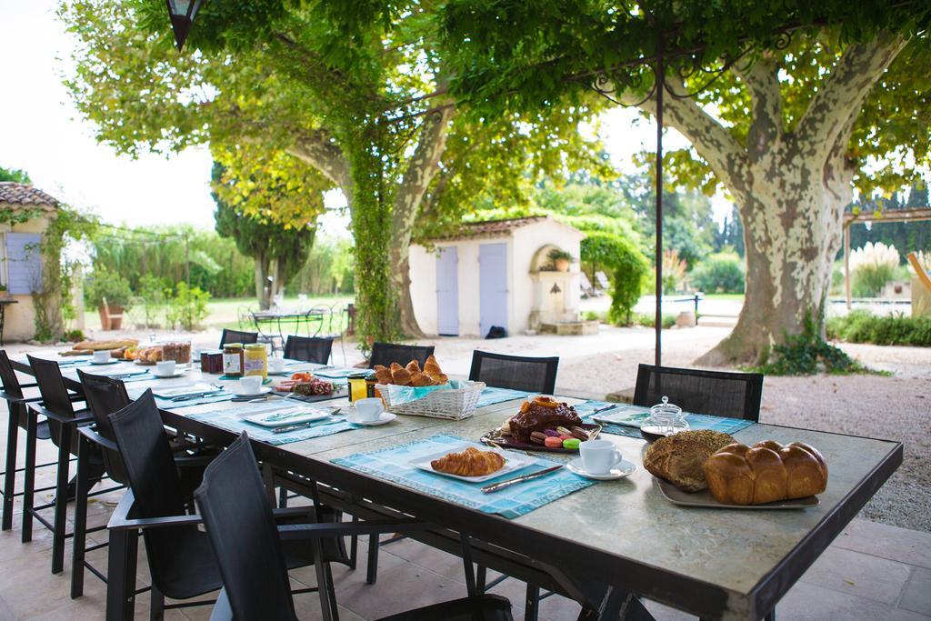 Sous Les Platanes B&B Châteaurenard Eksteriør billede